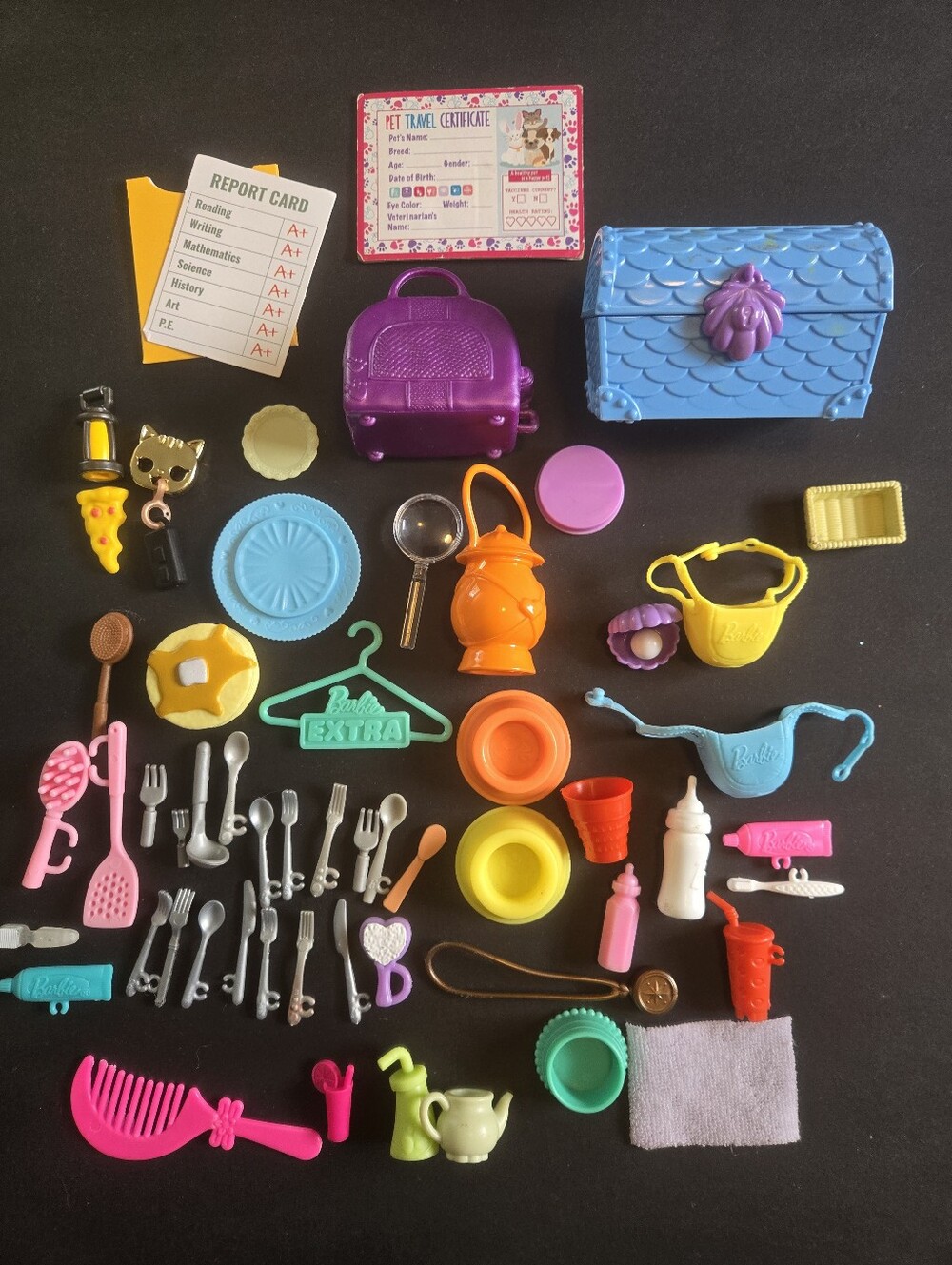 Barbie Lot Of Small Doll Accessories